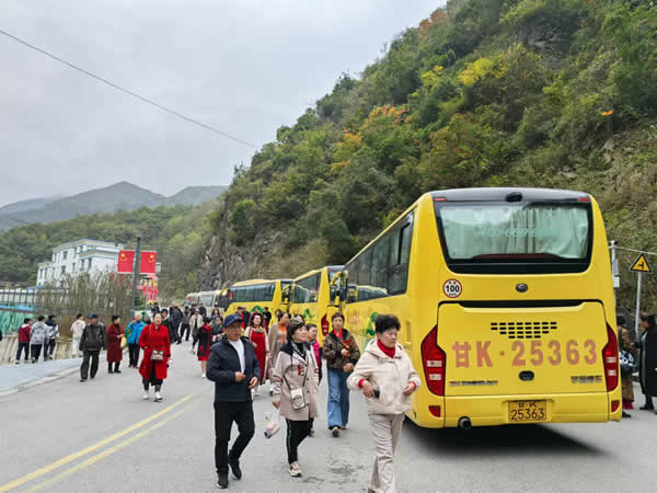 隴運集團公司成功開展“引客入隴”地接文旅活動（第二期）